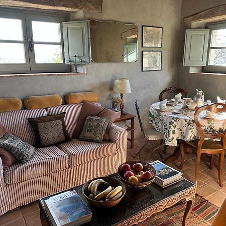 Borgo Cardaneto Bed & Breakfast Montone  Eksteriør bilde