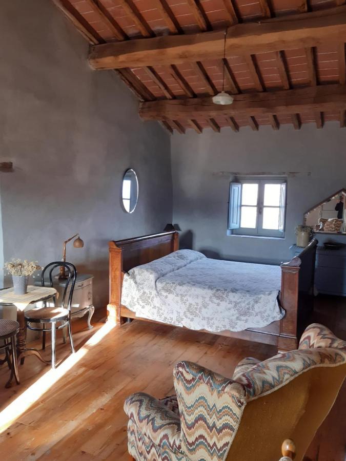 Borgo Cardaneto Bed & Breakfast Montone  Eksteriør bilde