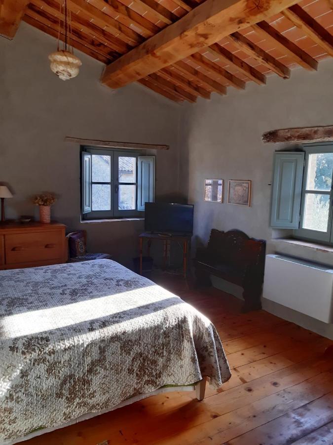 Borgo Cardaneto Bed & Breakfast Montone  Eksteriør bilde