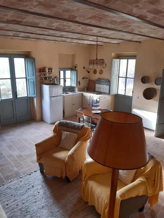 Borgo Cardaneto Bed & Breakfast Montone  Eksteriør bilde