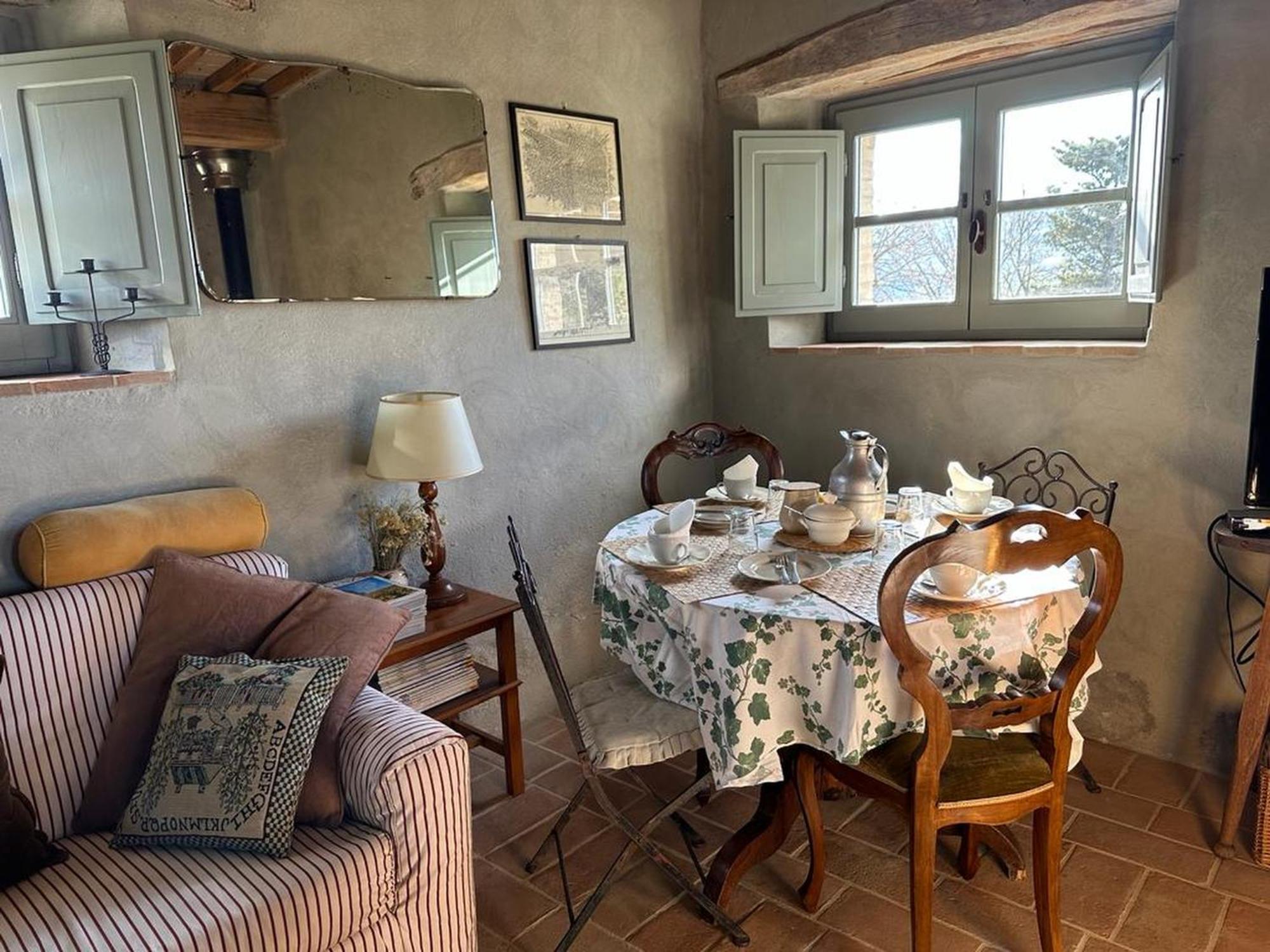 Borgo Cardaneto Bed & Breakfast Montone  Eksteriør bilde